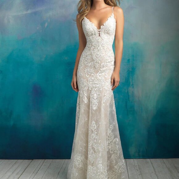 Allure Dresses & Skirts - Allure Bridal Gown Style 9501